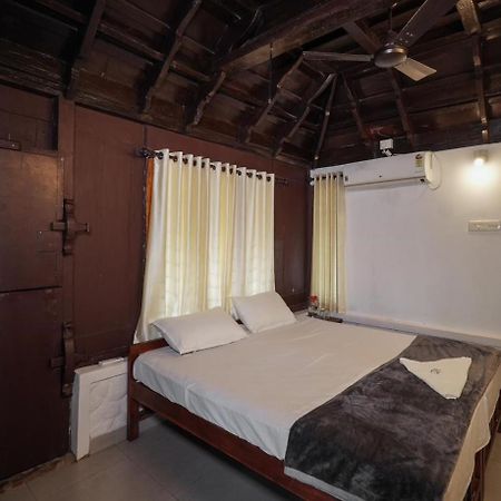 Cocozone Stays Alappuzha Bagian luar foto