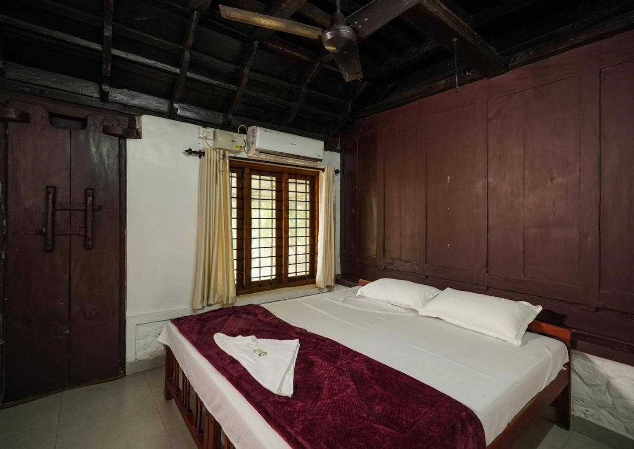 Cocozone Stays Alappuzha Bagian luar foto