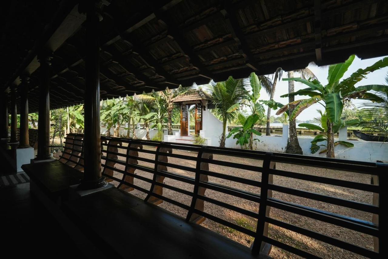 Cocozone Stays Alappuzha Bagian luar foto